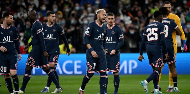 爱游戏网址-包含比赛局势复杂引发热议！，科维托娃在巴黎圣日耳曼比赛中反败为胜上演精彩一战的词条